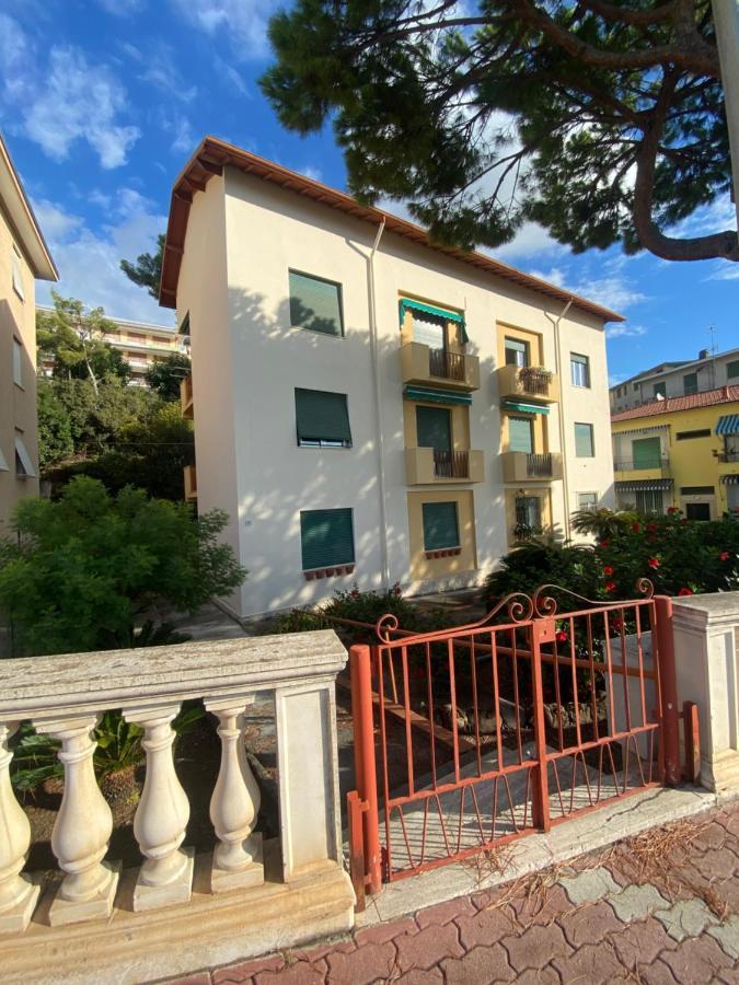 Casa Di Vavi Daire Ospedaletti Dış mekan fotoğraf